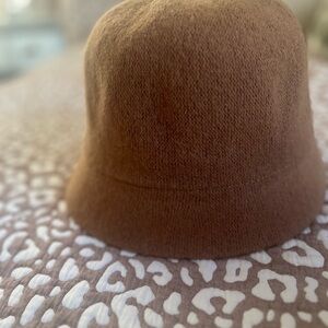 Tahari camel wool hat